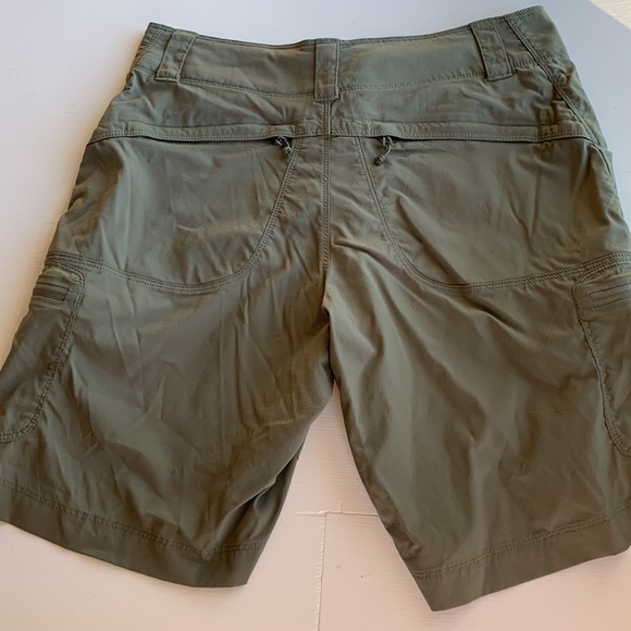 LL Bean Vista Trekking Shorts Mid-rise Thyme - Picture 2 of 10